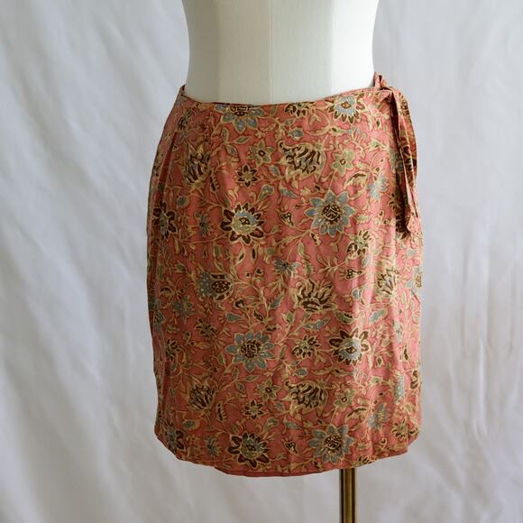 Charter Club Silk floral Mini wrap skirt size 2P - Picture 1 of 4
